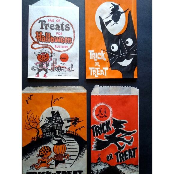Halloween Candy Trick Or Treat Bags Witch Smiling Moon Man Cowboy Black Cat (4) - Picture 1 of 3